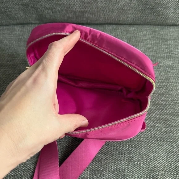 Juicy Couture Quilted Fanny Pack Belt Bag Lined Pink Purse Barbie New - Picture 11 of 14